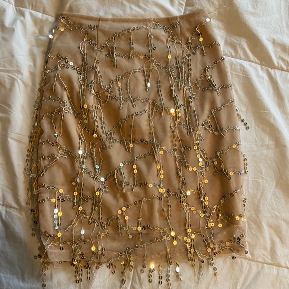 Mini skirt - gold with sequins - Picture 1 of 2
